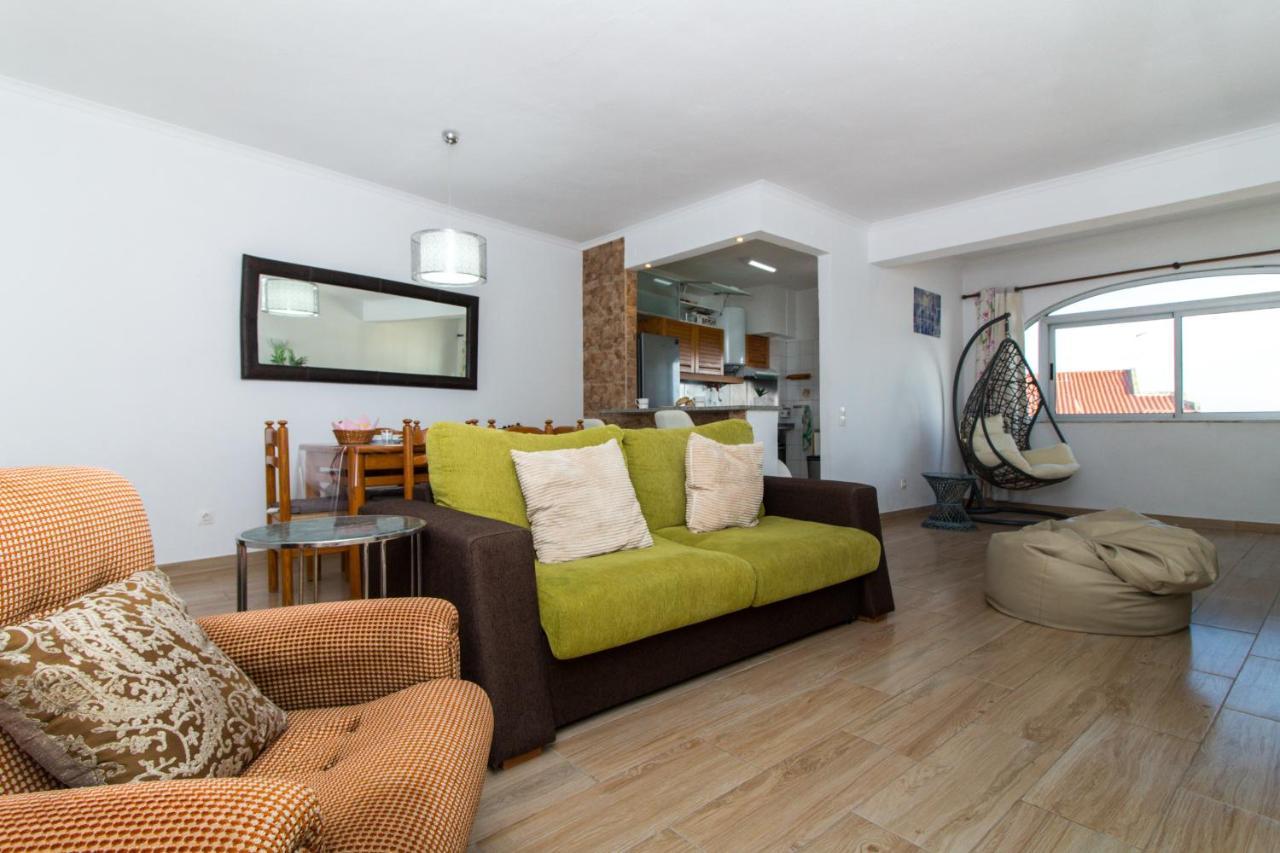 Ocean View Apartment - Pool And Sea View & Albufeira Center Bagian luar foto